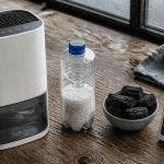 comment déshumidifier une pièce avec déshumidificateur et absorbeur